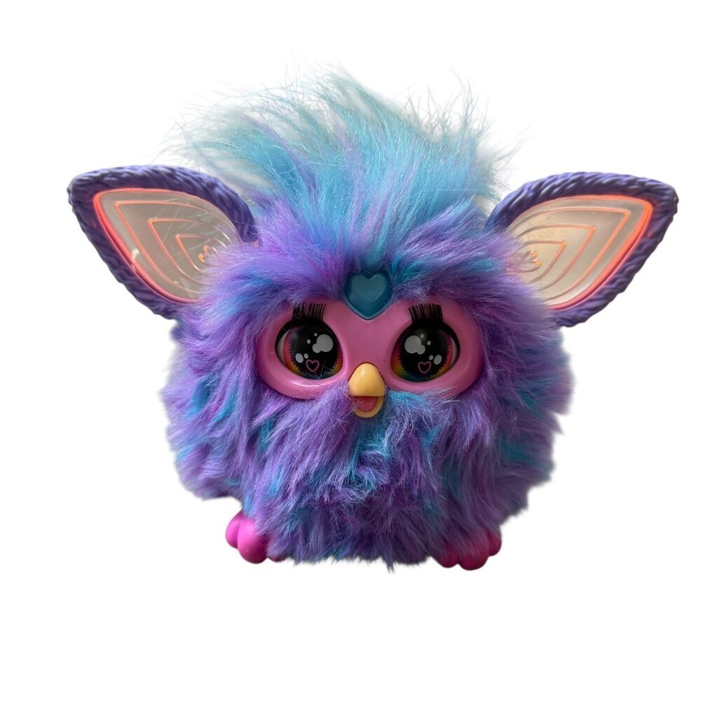 Furby Interactive Toy 2023 Purple Plush Tie Dye Glowing Ears Works ****FRENCH